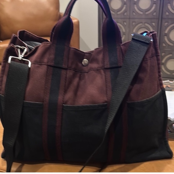 Hermes Paris Fourre Tout Burgundy and Black Tote Bag 16.75x11.5 - Picture 11 of 11